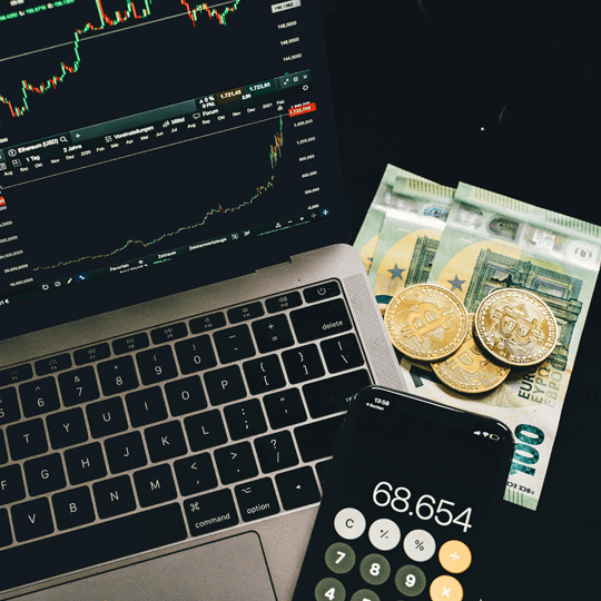 Qyvalrextum - Zespół ekspertów ds. kryptowalut